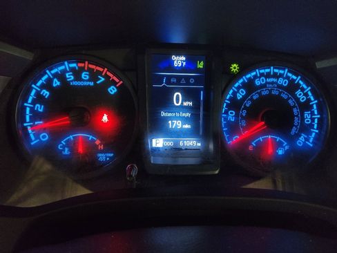 Used 2022 Toyota Tacoma SR image 23