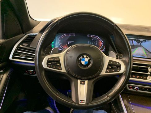 Used 2022 BMW X5 xDrive40i w/ M Sport Package AWD/4WD image 23