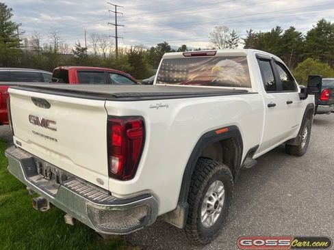 Used 2022 GMC Sierra 2500 Pro w/ Convenience Package AWD/4WD image 3