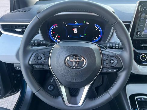 Used 2022 Toyota Corolla XSE FWD image 13