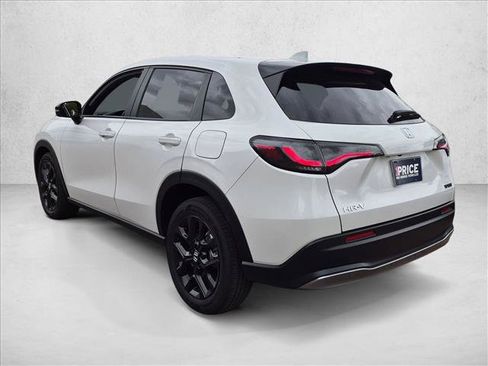 Used 2024 Honda HR-V Sport image 7
