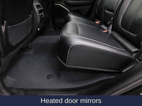 Used 2023 Jeep Grand Cherokee 4WD 4xe w/ Luxury Tech Group II image 26