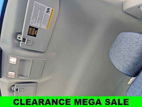 New 2025 Ford Maverick XLT image 29