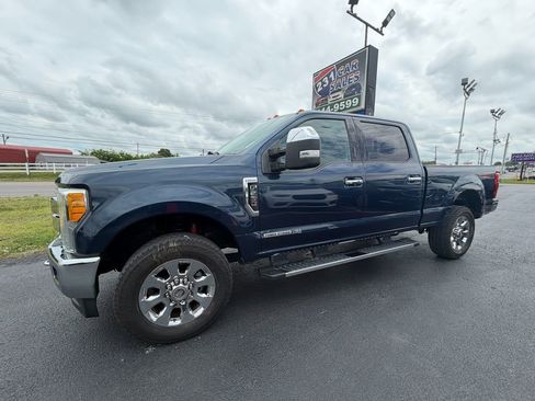 Used 2017 Ford F250 Lariat w/ Lariat Ultimate Package AWD/4WD image 8