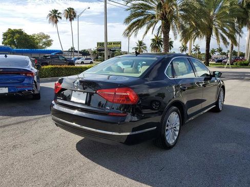 Used 2016 Volkswagen Passat 1.8T SE FWD image 20
