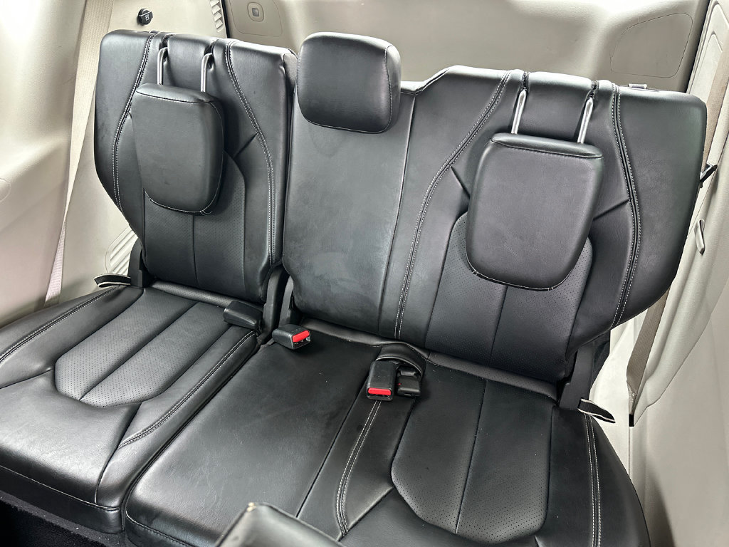 Used 2024 Chrysler Pacifica Limited FWD image 20