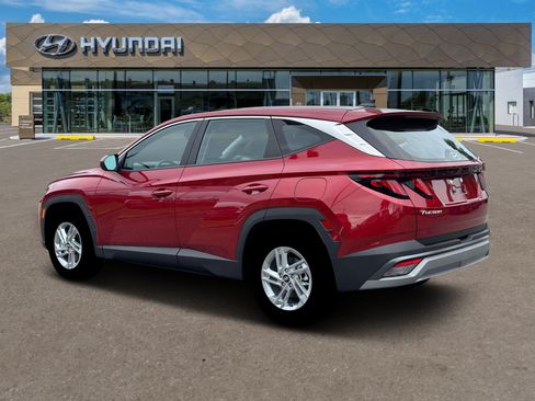 Used 2026 Hyundai Tucson SE FWD image 4