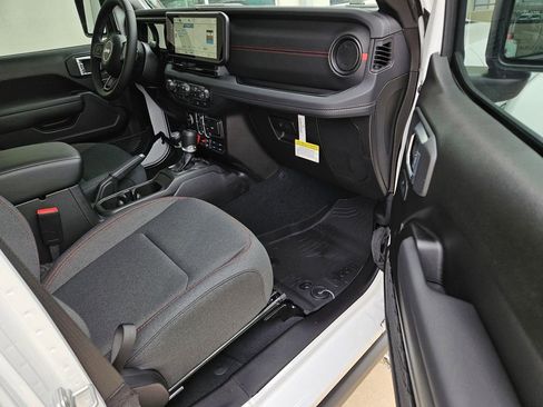 New 2026 Jeep Gladiator Rubicon image 7