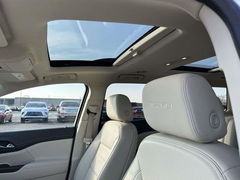 Used 2023 GMC Acadia Denali w/ Denali Ultimate Package image 23