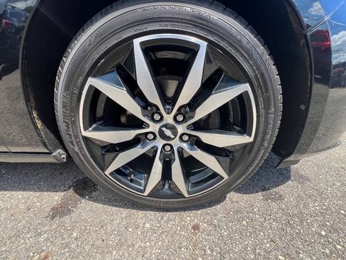 Used 2018 Chevrolet Malibu LT FWD image 25