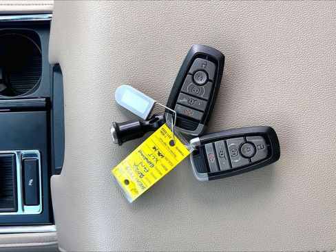 Used 2022 Ford Expedition XLT RWD image 15