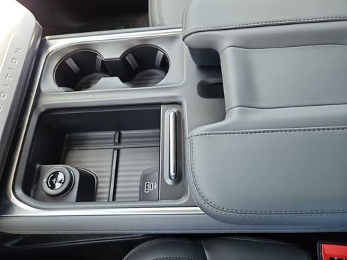 New 2027 Ford Expedition Active RWD image 28