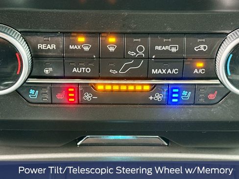 Used 2021 Ford Expedition Max XLT image 25