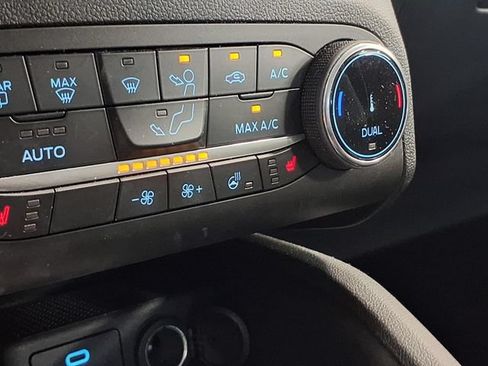 Used 2023 Ford Escape Active w/ Cold Weather Package FWD image 5
