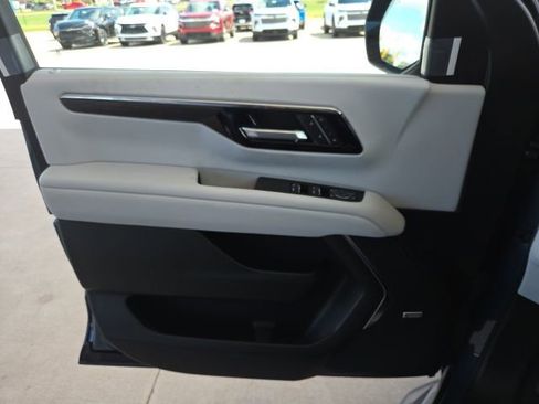 New 2025 Chevrolet Tahoe Premier image 36