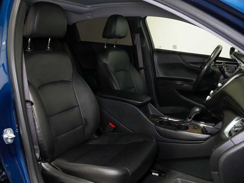 Used 2020 Chevrolet Malibu Premier FWD image 20