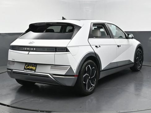 Used 2024 Hyundai Ioniq 5 Limited image 5