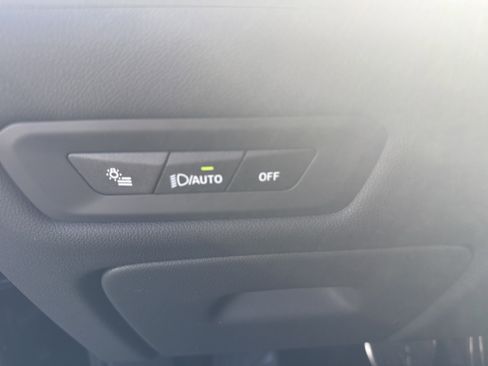 New 2026 BMW X5 xDrive40i w/ Executive Package image 22