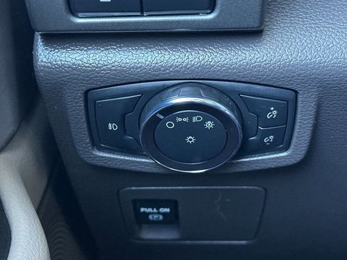 Used 2020 Ford Expedition XLT w/ Equipment Group 202A image 31