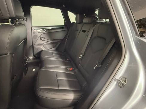 New 2026 Porsche Macan image 24