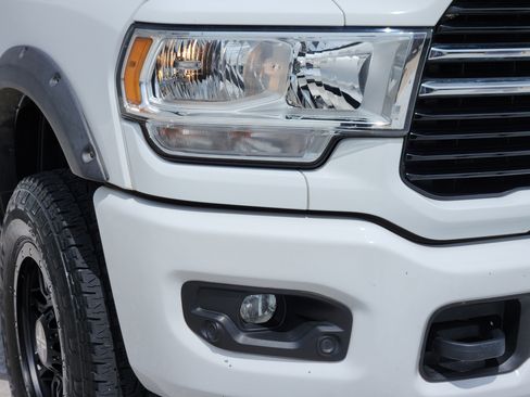 Used 2019 RAM 2500 Big Horn AWD/4WD image 9