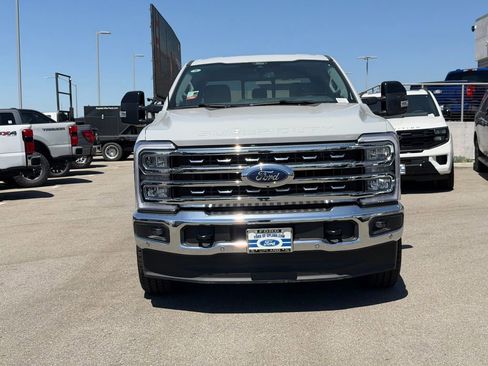 New 2026 Ford F250 Lariat w/ Lariat Ultimate Package AWD/4WD image 2