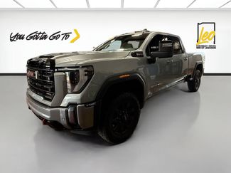 Used 2024 GMC Sierra 2500 AT4 w/ Technology Package AWD/4WD video 1