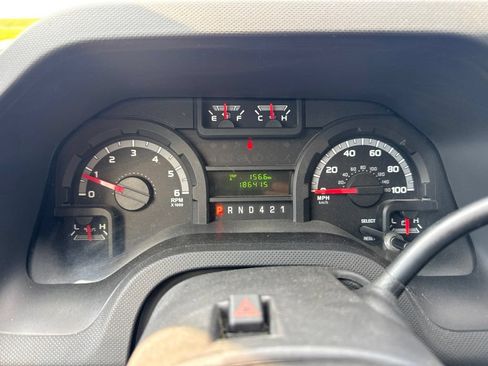 Used 2018 Ford E-350 and Econoline 350 Super Duty w/ Power Windows & Locks Group RWD image 13