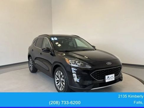 Used 2020 Ford Escape Titanium AWD/4WD image 2