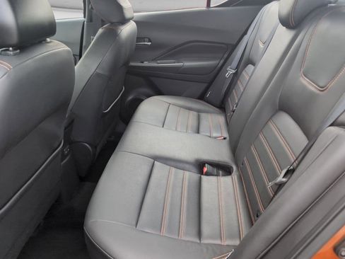 Used 2020 Nissan Kicks SR w/ SR Premium Package FWD image 28