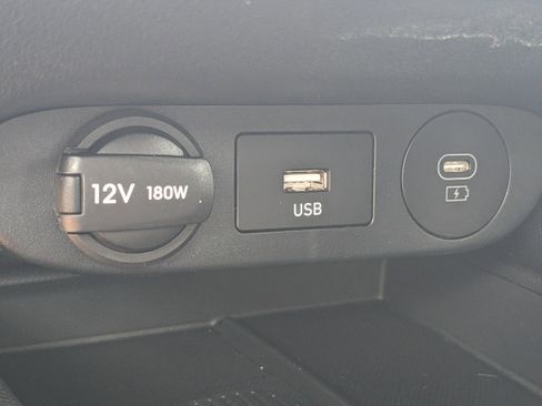 New 2025 Hyundai Elantra SEL image 28