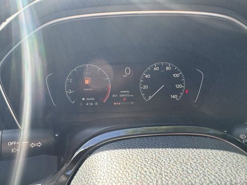 Used 2025 Honda Pilot EX-L image 19