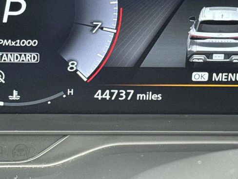Used 2024 INFINITI QX60 Luxe FWD image 2