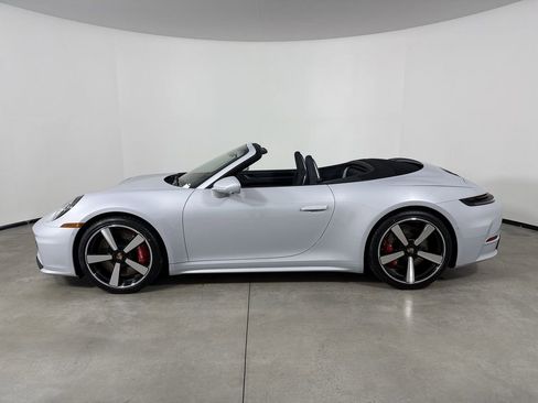 New 2026 Porsche 911 Carrera 4S image 2