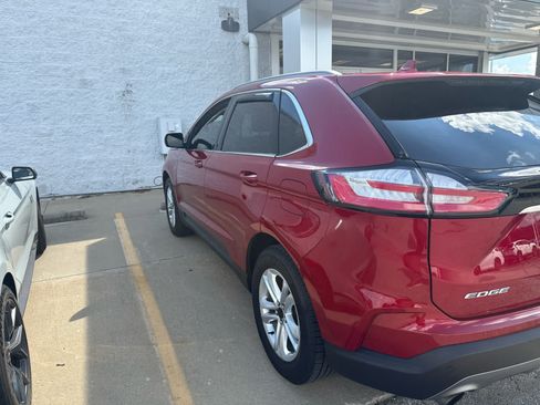 Used 2020 Ford Edge SEL w/ Convenience Package AWD/4WD image 4