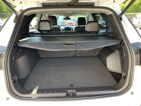 Used 2024 Chevrolet Equinox Premier image 13