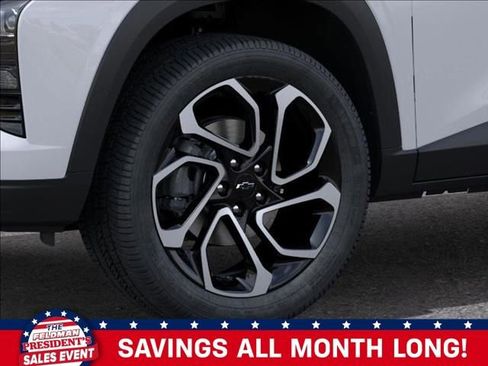 New 2026 Chevrolet Trax RS w/ Sunroof Package image 9