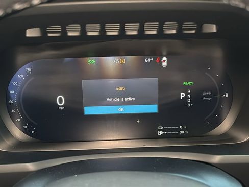 New 2026 Volvo XC90 T8 Plus w/ Protection Package Premier AWD/4WD image 16