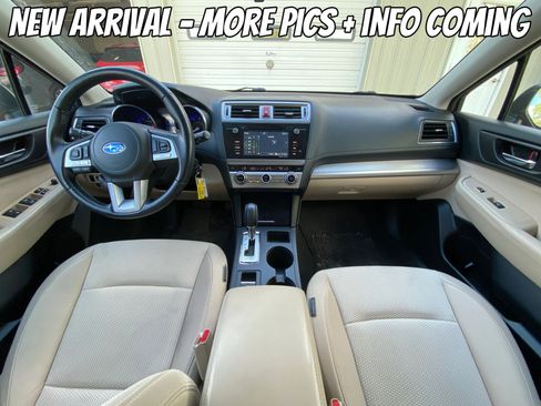 Used 2016 Subaru Outback 2.5i Premium AWD/4WD image 4