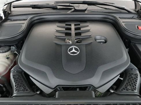 Used 2023 Mercedes-Benz GLS 580 4MATIC image 25