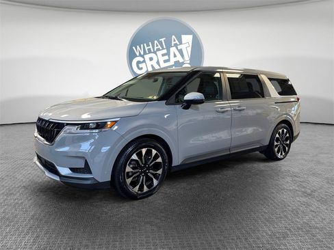 Certified 2024 Kia Carnival EX image 8