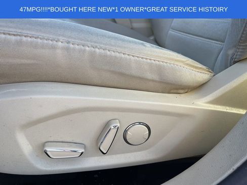 Used 2014 Ford Fusion SE image 16