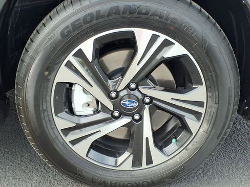 Certified 2025 Subaru Crosstrek 2.0i Premium image 10