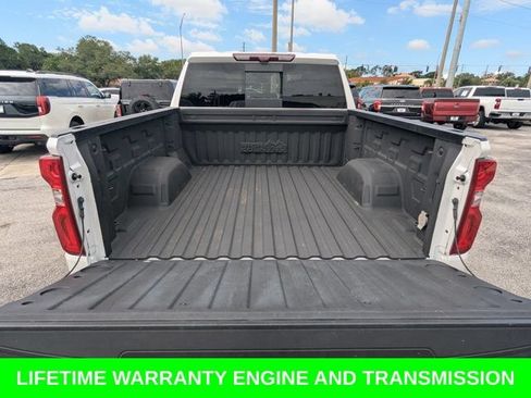 Used 2023 Chevrolet Silverado 1500 High Country w/ High Country Premium Package AWD/4WD image 14