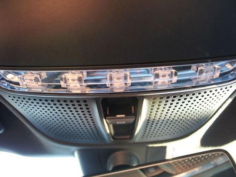 Used 2017 Mercedes-Benz E 300 image 23