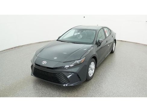 New 2026 Toyota Camry LE image 16