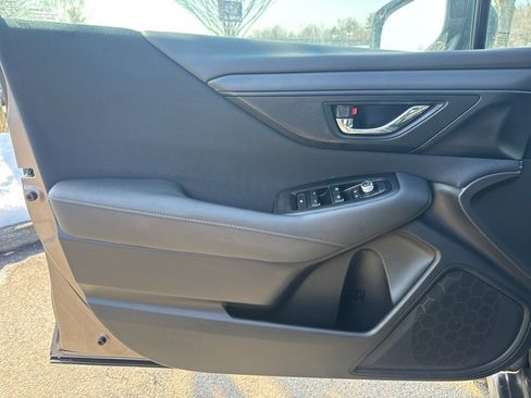 Used 2024 Subaru Outback Premium image 19