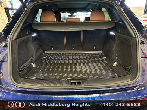 Used 2023 Audi Q5 2.0T Prestige w/ Prestige Package image 28