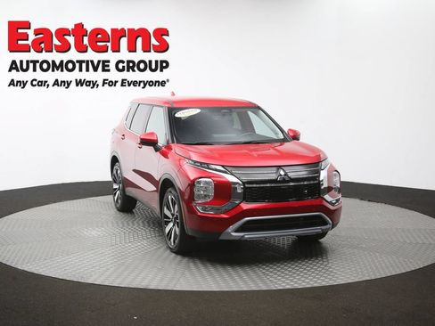 Used 2025 Mitsubishi Outlander SE FWD image 99
