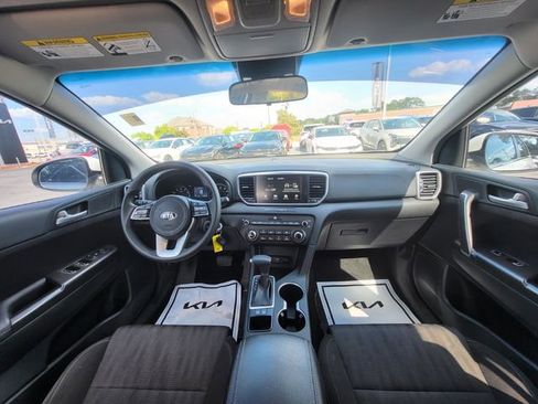 Used 2021 Kia Sportage LX FWD image 13